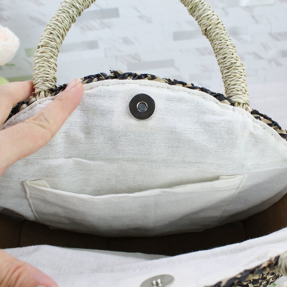 NWT Handmade Black Round Grass Beach Tote with Pompoms - Balinese Summer Bag - Picture 7 of 9
